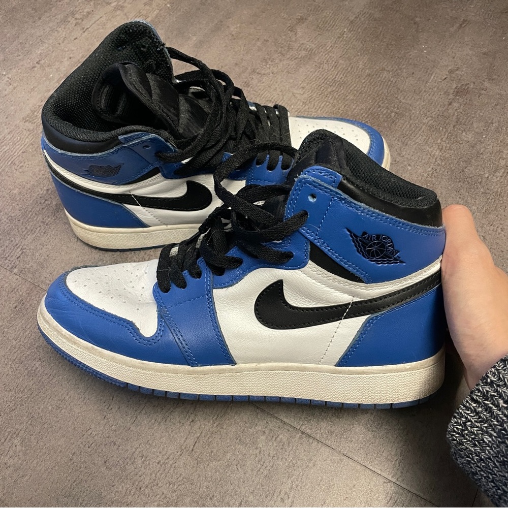 Jordan 1 Retro High
Game Royal
